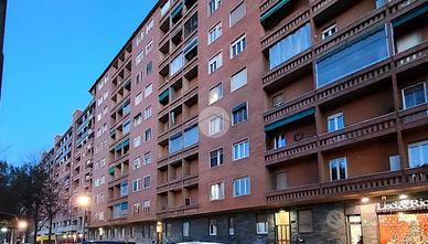 4 LOCALI A TORINO