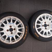 Cerchi auto+gomme da corsa