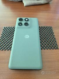 Motorola Edge 60 Pro Pantone Shadow 