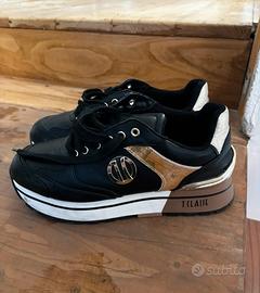 Sneakers Alviero Martini