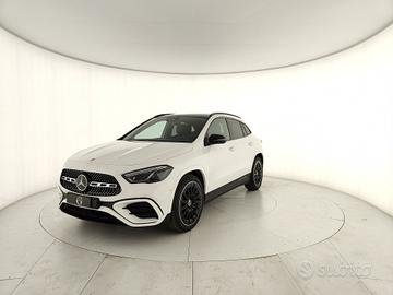 MERCEDES-BENZ GLA 200 d