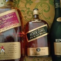 Jhonnie Walker e Remy Martin 