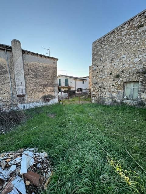 Rustico / Casale di 3110 m² a Monte San Giovanni C - Vista 5