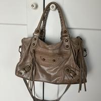 City bag modello simile Balenciaga