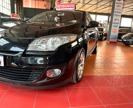 Renault Megane Mégane 1.5 dCi INFO 3281361336