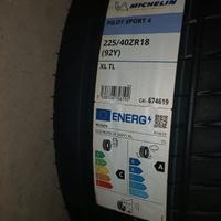 4 gomme michelin pilot sport 4 225/40 R18 92Y