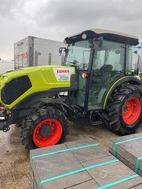 Trattore Claas Nexos 240 cab