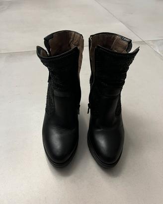 Stivaletto in pelle con plateau