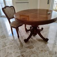 Tavolo in legno + 3 sedie