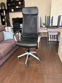 Sedia da ufficio ergonomica nera