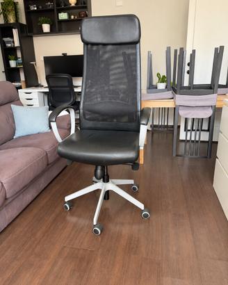 Sedia da ufficio ergonomica nera