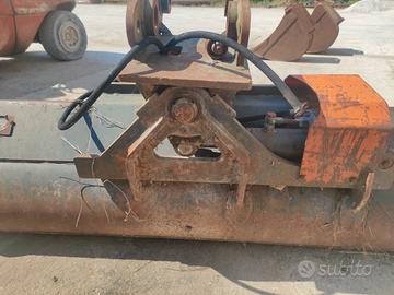 Benna inclinabile per miniescavatore