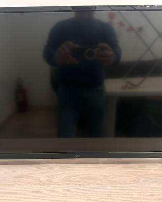 Smart TV Majestic 32" Wi-Fi con telecomando