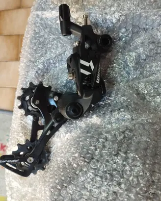 Cambio 11 v Sramo Apex come nuovo Gravel