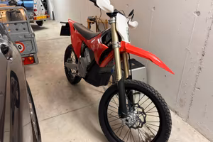 Stark Varg EX 80 cv rossa