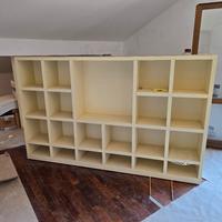 Libreria in legno su misura