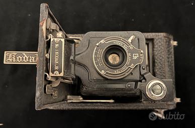 lotto fotocamere e obbiettivi leggere descrizione