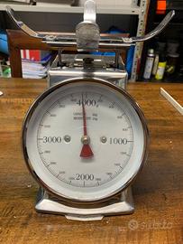 Bilancia meccanica da cucina vintage