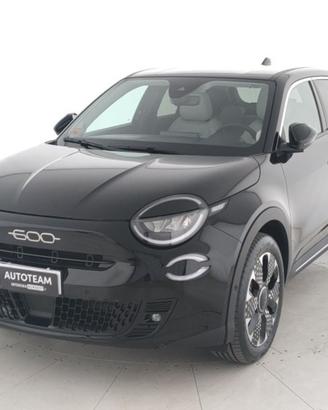 FIAT 600 1.2 hybrid La Prima 110cv auto