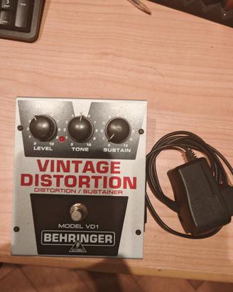 Berhinger vintage distorsione