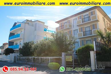 Appartamento in palazzina fronte mare