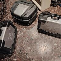 set bauletti Kappa con supporti per aggangiarli