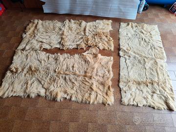 tappeti in pelle di capretto