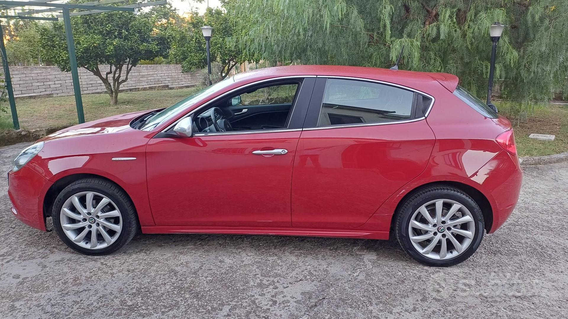 Alfa Romeo Giulietta 2016 photo 3