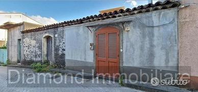 Casa singola 130mq a Linguaglossa