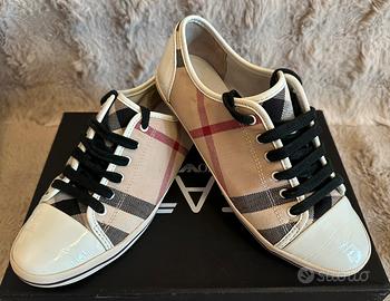 Scarpe Burberry originale
