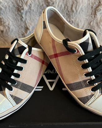 Scarpe Burberry originale