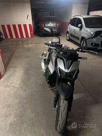 Honda hornet 750 km zero
