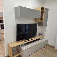 Parete attrezzata Stosa