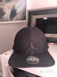 Cappellino berretto Jordan nero come nuovo