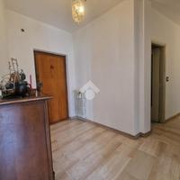 3 LOCALI A GASSINO TORINESE