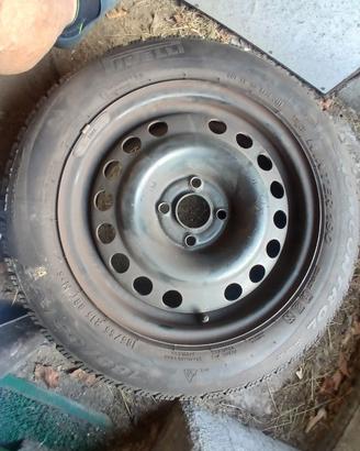 Gomme invernali con cerchi in ferro varie misure