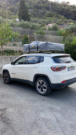 Tenda da tetto per auto