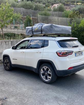 Tenda da tetto per auto