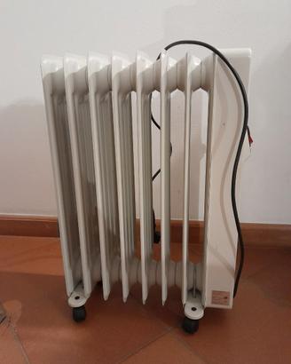 Termosifone elettrico ad olio RADEL a 7 elementi