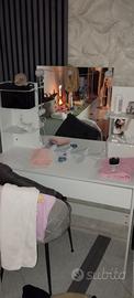 Specchiera trucco con led