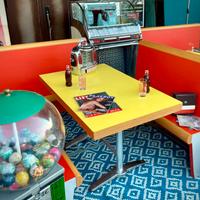 Diner americano vintage  allestimento X locali