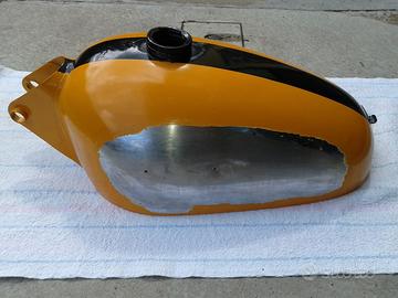 Ducati Scrambler 350 (1972) parafanghi e serbatoio