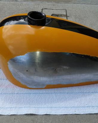 Ducati Scrambler 350 (1972) parafanghi e serbatoio