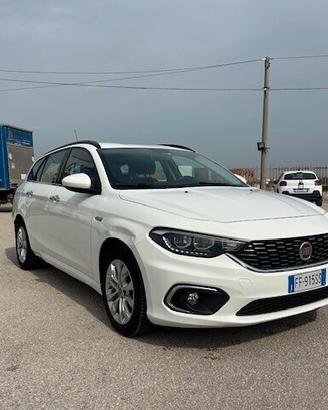Fiat Tipo 1.6 Mjt S&S SW Lounge