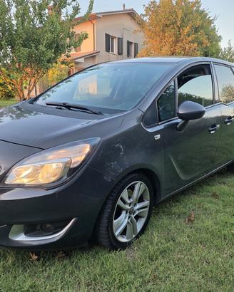 Opel Meriva 1.6CDTI 110cv  140.000km