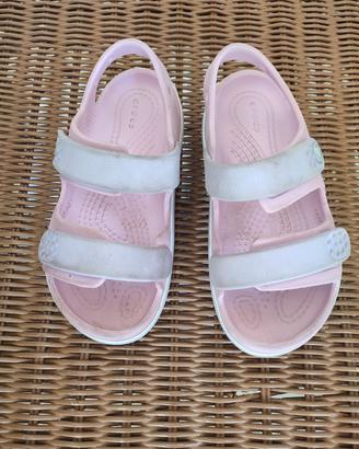 Crocs bimba rosa.