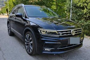 Volkswagen Tiguan  r line 2.0 TDI 150 CV 4motion 