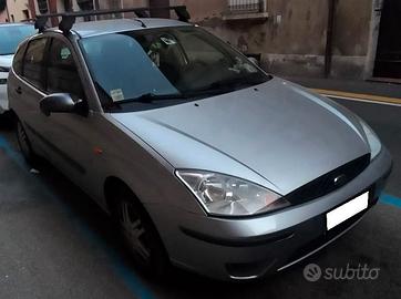 Ford Focus 1.6 Benzina - 2002 Annu