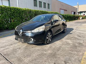 ricambi usati RENAULT CLIO