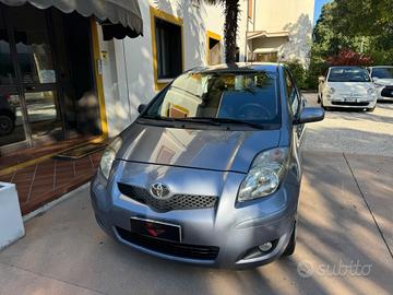 Toyota Yaris 1.3 Benzina 99cv 5P NEOPATENTATI